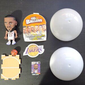 ZURU NBA Ballers Lebron James(White)